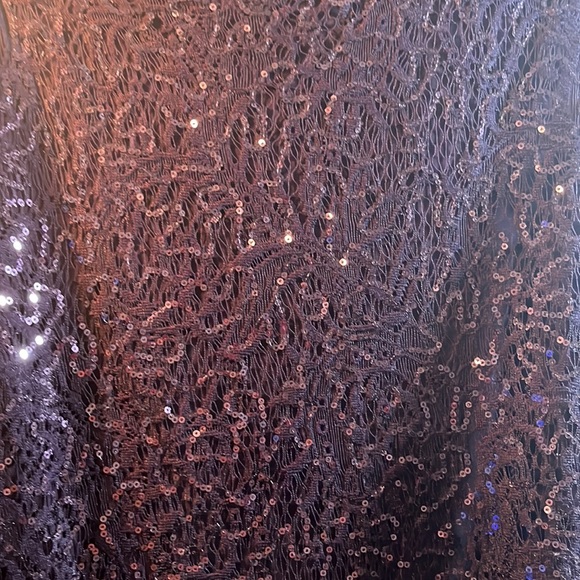 R&M RICHARDS BURGUNDY DRESS - Picture 3 of 6